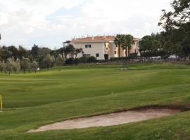 Quinta Formosa - Villas、キンタ・ド・ラーゴのゴルフ場併設ホテル