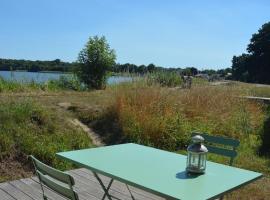 Le Four à Pain, Eco-gîte au bord de l'eau, hotel a Bazouges-sous-Hédé