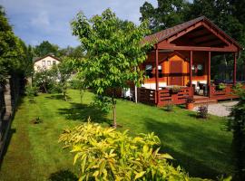 Family Summer House in Jurmala, Hotel in Jūrmala