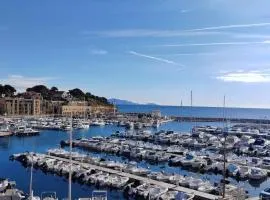 Le Riviera - Vue mer, Casino à pied, Cœur du port