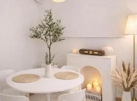 STAY H at Anam #Hongdae #Itaewon #Jongno#DDP #Seongsu #Bukchon #KoreaUniversity #HwajeongGymnasium #SeoulTour #SeoulHotPlace #ConvenientTransport #UniversityArea #6MinToAnamStation