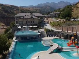 Royal Gardens family resort, Hotel in Kyzylsu