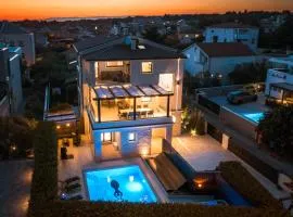 VILLA MARTICA - sea view, near beach - Fažana