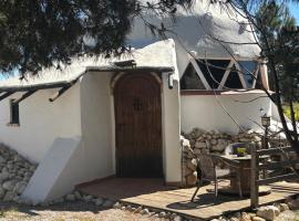 Pink Elephant, отель в городе Лорка