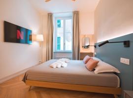 Luxury Seafront Apartment Rapallo Promenade, Hotel in Rapallo