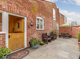 3 Bed in Whitchurch oc-73192