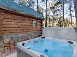 Eagle Cliff Retreat- Hot Tub Log House Retreat