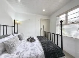 Private Cozy Garden Cottage - Durbanville, Cape Town