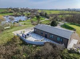 Carn Springs Lodge - 3 Bed - Devonshire Dr - Tenby