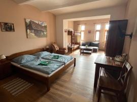 Viesnīca Wellness hotel - Viktorka, herecký dům pilsētā Česka Skalice