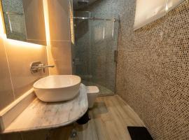 BON HOTELS Five Seasons Palm Resort – hotel w mieście Prampram