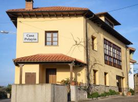 Casa Pelayin, hotel i Cue