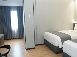 New Hollywood Pekanbaru Hotel