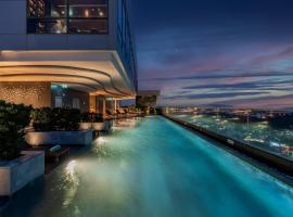 Holiday Inn & Suites Rayong City Centre by IHG – hotel w mieście Rayong