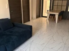 3 pièces TERRASSE et JACUZZI