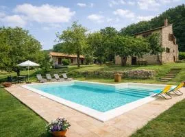 SCAPPO IN UMBRIA,Casale Vallenera