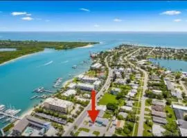 Fort Pierce 2BR by Beach Pool Access