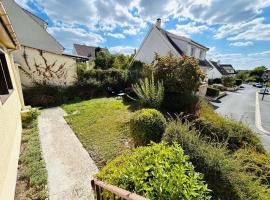 La Maison Salzbourg 8 personnes Paisible, hotel a Tinqueux