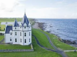 Buckie - 1 Bed Luxury Apartment by Together Travel