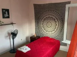 Habitación Privada, Single Roon