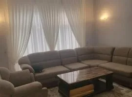 Joyfull Five Bedroom house at heart of the city