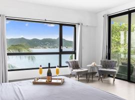 Beacon Hill Hideaway Luxury Condo in Simpson Bay, hotel a Simpson Bay