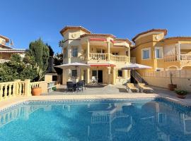 Villa con piscina privada a 5 min de la playa - Inmodream Calpe, hotel v mestu Casas de Torrat