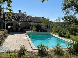 Las Irondas, hotel din Moissac