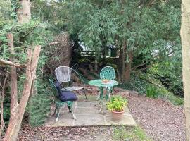 Peaceful Garden Retreat stay Near Sidcup Private & Convenient, hotell sihtkohas Sidcup