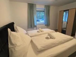 Genussvolle Entspannte Auszeit I Balkon I Burgblick