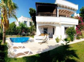 Bodrum center sea view villa, hotel u gradu Bodrum City
