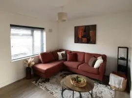 Contractor Friendly 3BR Sleeps 5