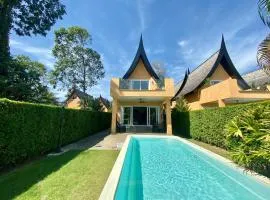 Royal Shell by Utalay Koh Chang