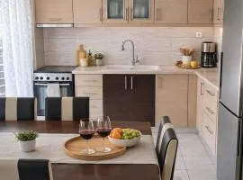 Epanomi apartment