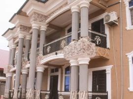 Maa Kyere Apartment, hotel a Kintampo