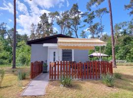 Bungalow in Rathenow Semlin، فندق في راتينو
