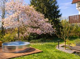 Ruhestifter-Salem mit Aromasauna und Hot Tub bis zu 10 Personen, hotel a Salem