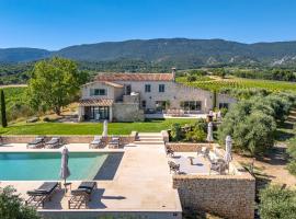 Domaine de la Colline, hotel a Cucuron