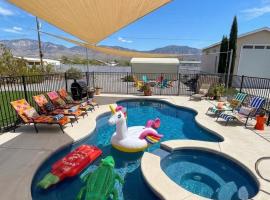 Some Tuesday Ranch – hotel w mieście Pahrump