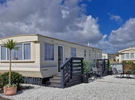 Palm Court - 3 Bed Heated Pool Parking Nr Beach, hotel a Par