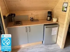 Camping nature 3 étoiles avec piscine - bord de rivière