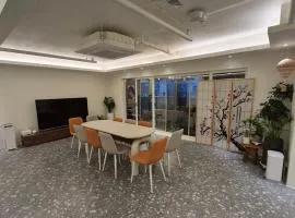 부산 도심 속에서 바베큐와 노천탕을 즐길 수 있는 서면 독채 팬션