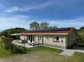 Luxe Bungalow Watersnip voor 6 personen met sauna nabij strand en natuur op Ameland