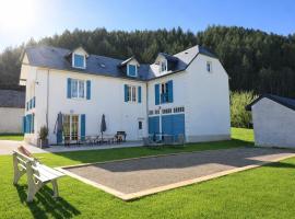 Grande maison 14 pers - Vue Pic du Midi - Babyfoot & Boulodrome, hotel i Pouzac