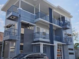 Cornerside Apartment, hotel en Batac