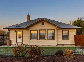 Charming 1920's Cottage