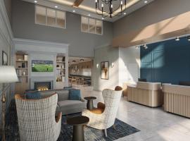 Pomeroy Inn & Suites Grande Prairie - Clairmont، فندق في Clairmont