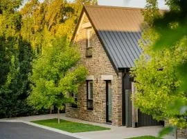 Vale 194 - Luxury Accommodation in McLaren Vale - 5 holiday homes with king size beds