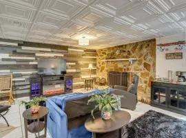 King Studio w/ Yard Near Blue Ridge