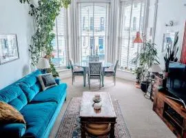 Bright and eclectic Hove apartment by the sea